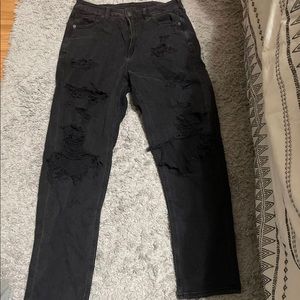 Black American Eagle mom jeans